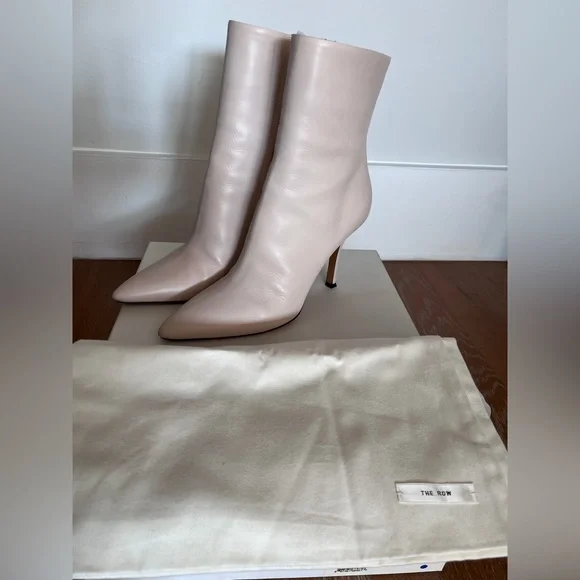 The Row - Gloria Bootie - Rose Beige - Size 38 - Picture 7 of 8